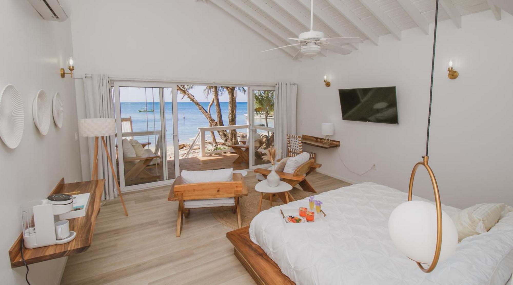 Luna Beach Luxury Boutique Beach Front Resort Jobs Bight Exterior photo